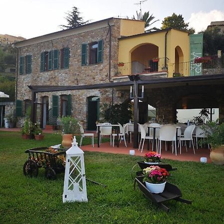 Villa Govi Diano Castello Ngoại thất bức ảnh