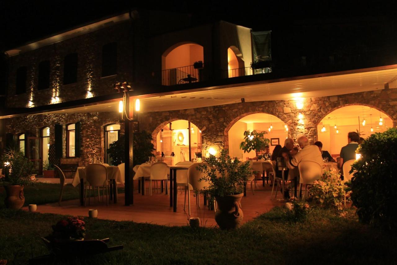 Villa Govi Diano Castello Ngoại thất bức ảnh